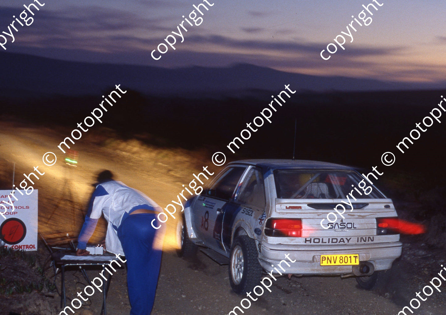 1991 VW Intnl 8 Glyn Hall, Martin Botha Ford (courtesy R Swan) (6)