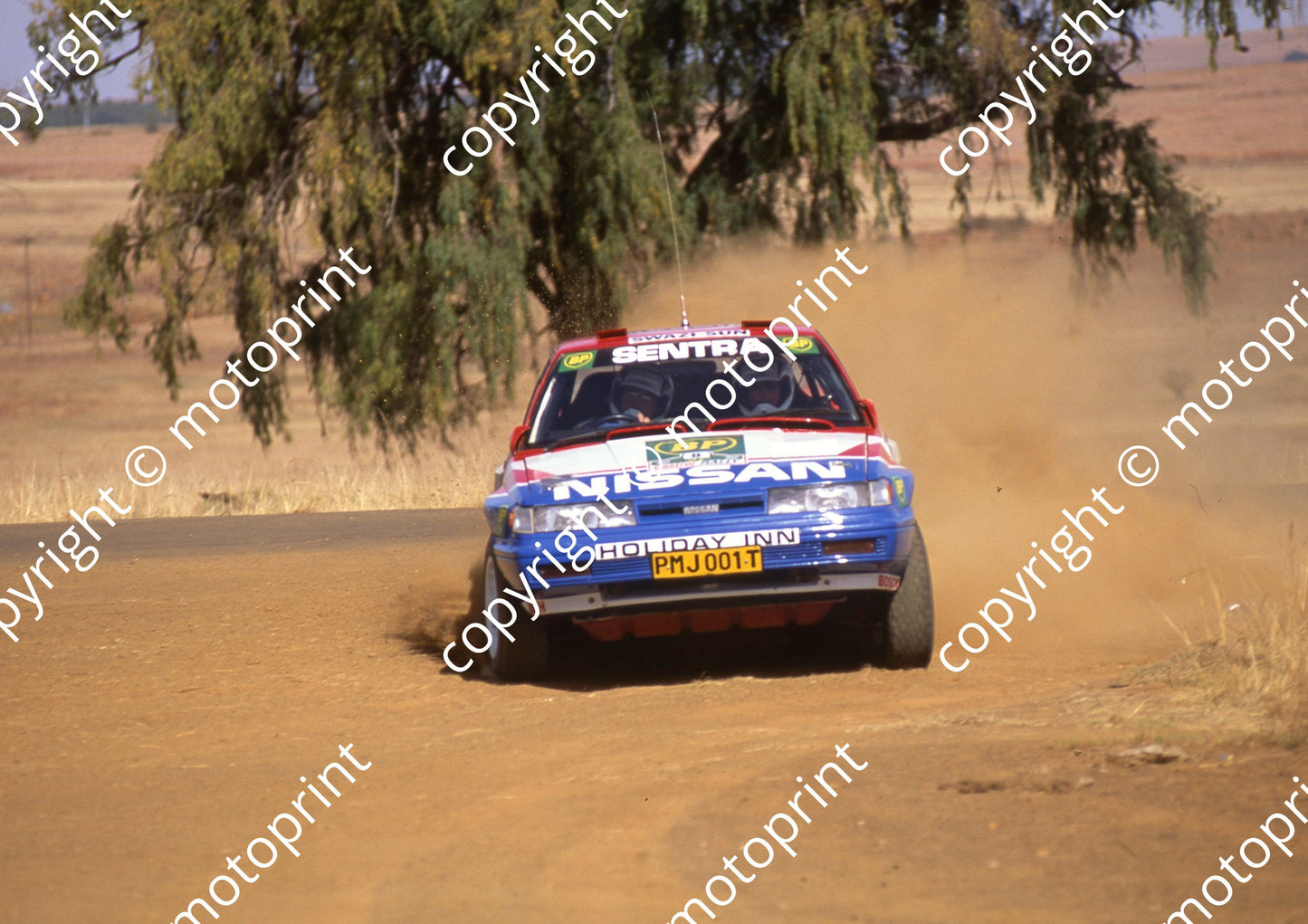 1992 Castrol Intnl 8 Hannes Grobler , Douglas Judd Sentra (courtesy Roger Swan) (5)
