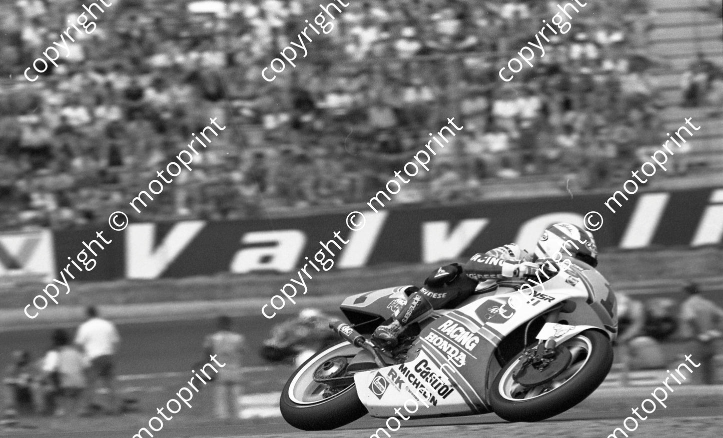 1992 Hockenheim German GP 250 1 Luca Cadalora Honda NSR250 (Colin Watling Photographic) (2)