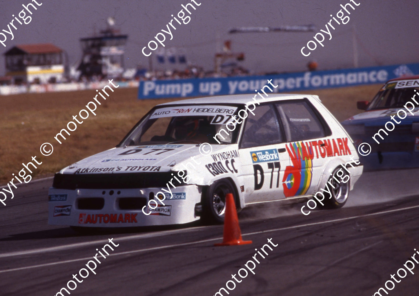 1992 Midvaal Wesbank D77 Steve Wyndham Toyota scan 20x30cm (Roger Swan) (2)