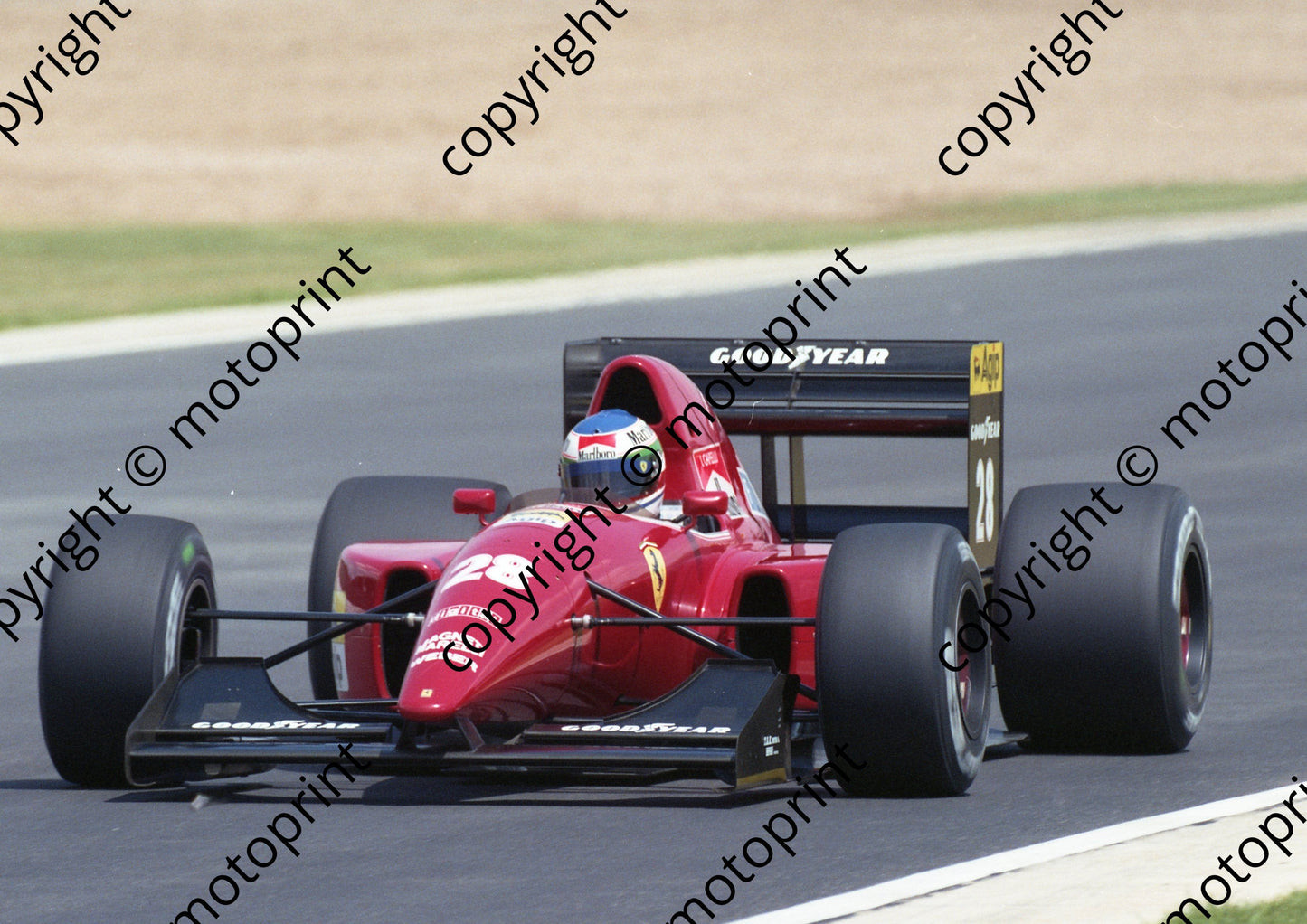 1992 SA GP 28 Ivan Capelli Ferrari F92A (Watling) (3)