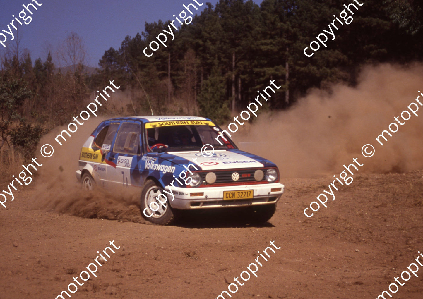 1992 Sasol 7 Johan Evertse, Peter Cuffley Golf check year (courtesy R Swan) (24)