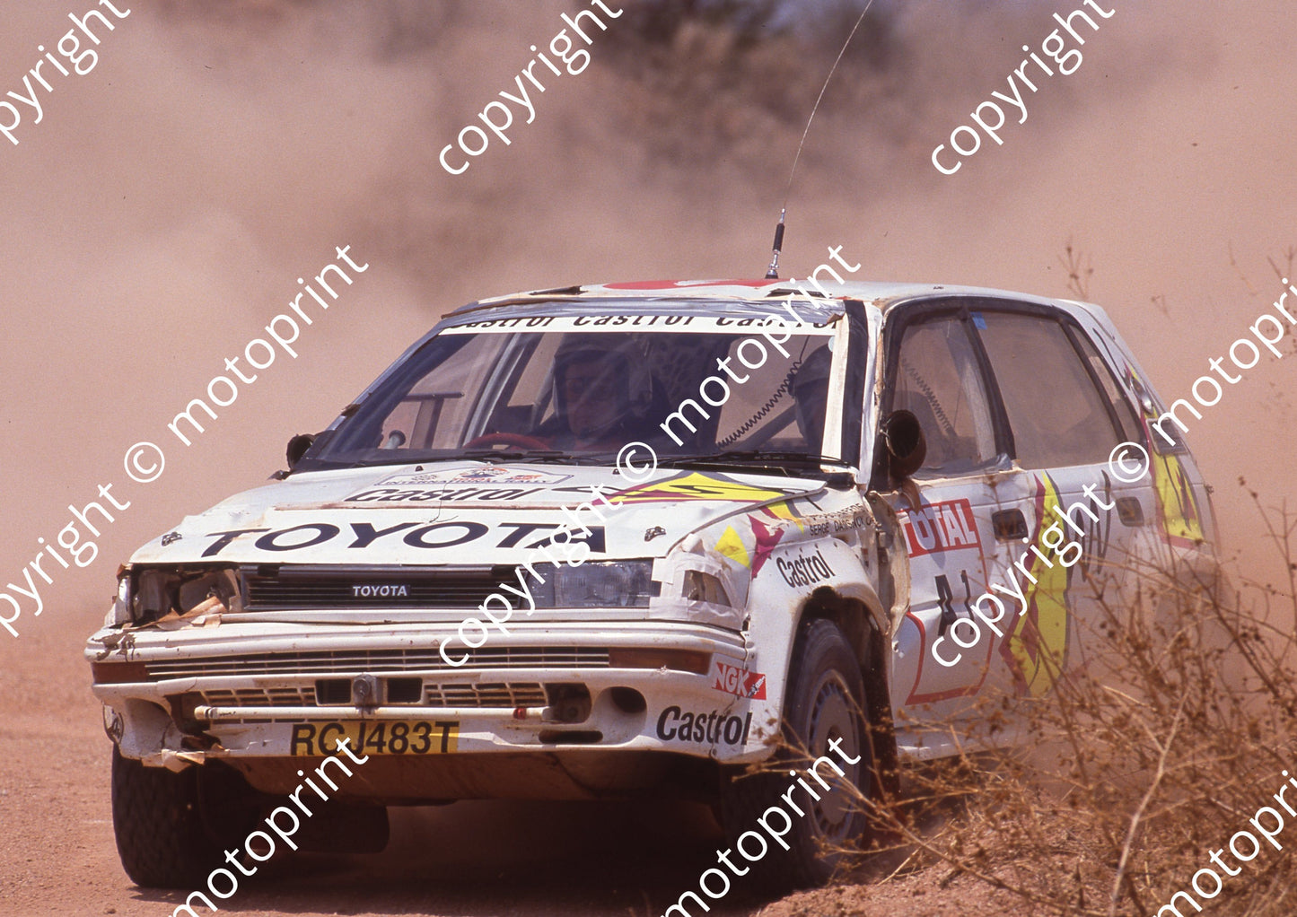 1992 Total Intnl 1 Damseaux, Bonafede Toyota NOTE DAMAGE (Watling) (35)