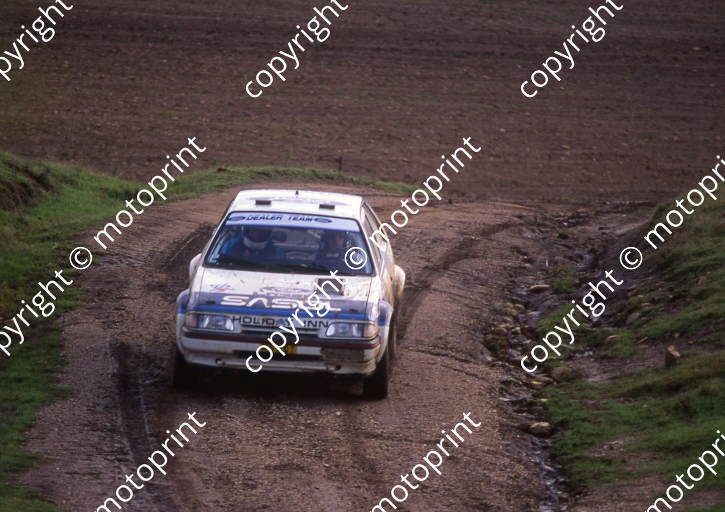 1993 Engen VW Intnl 2 Sarel vd Merwe, Franz Boshoff Ford Laser (courtesy Roger Swan) (10)