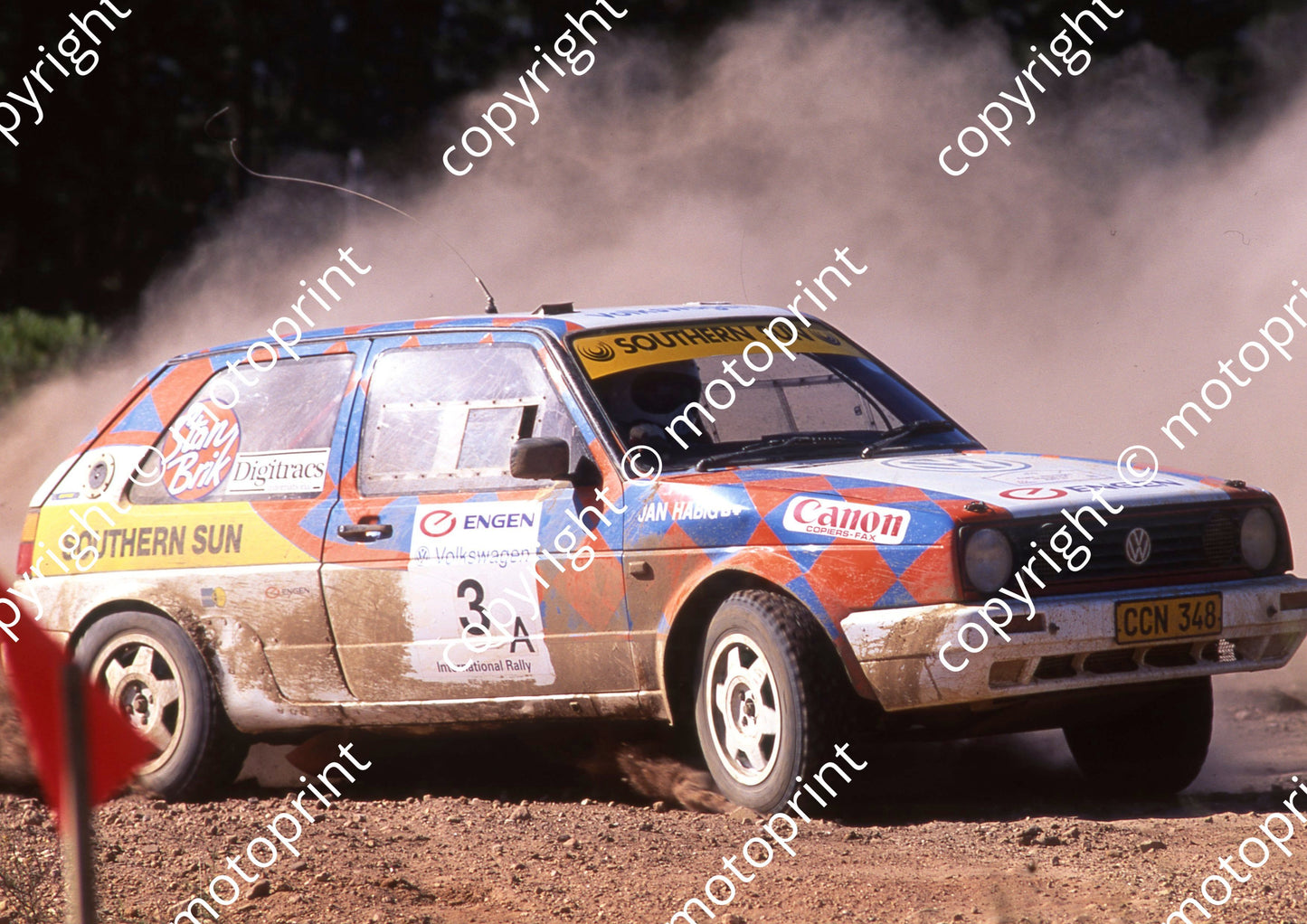 1993 Engen VW Intnl 3 Jan Habig, Martin Botha Golf(courtesy Roger Swan) (1)