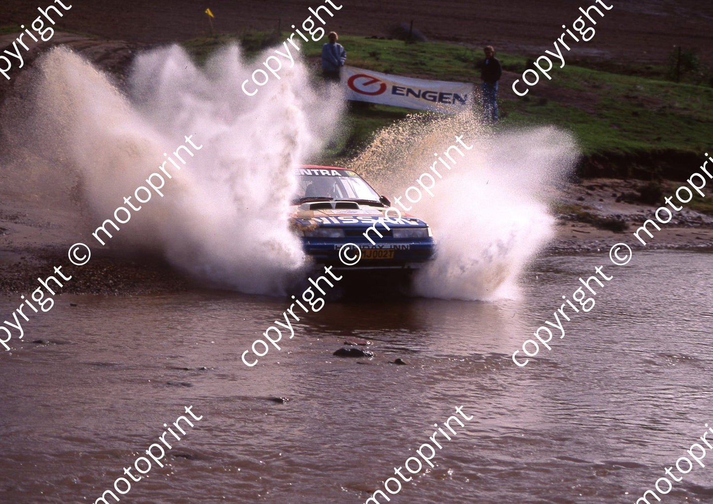 1993 Engen VW Intnl 4 Nic de Waal, Guy Hodgson Sentra (courtesy Roger Swan) (8)