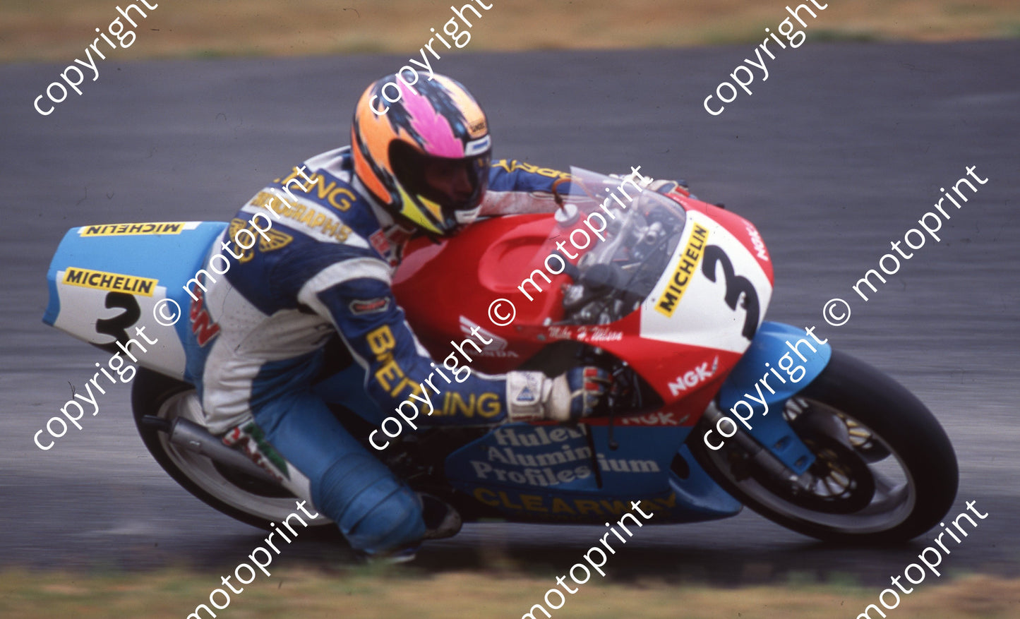 1993 Killarney MC 3 Mike H Wilson Honda RS250R (Watling Photogr) (3)