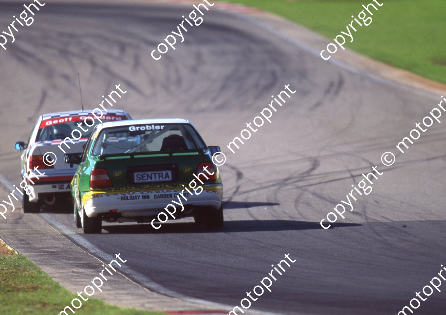 1993 Kya SATCAR 105 Hannes Grobler SEntra, 100 Geoff Goddard BMW (Watling Photo)