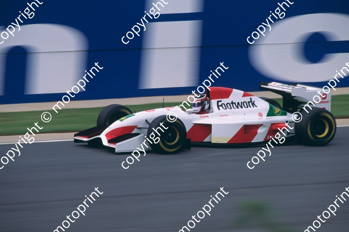 1993 SA GP 10 Aguri Suzuki Footwork FA13B (Mugen Honda)(courtesy Roger Swan) (53)