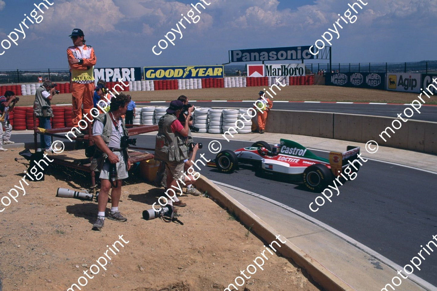 1993 SA GP 11 Alessandro Zanardi Lotus 107B(courtesy Roger Swan) (241)