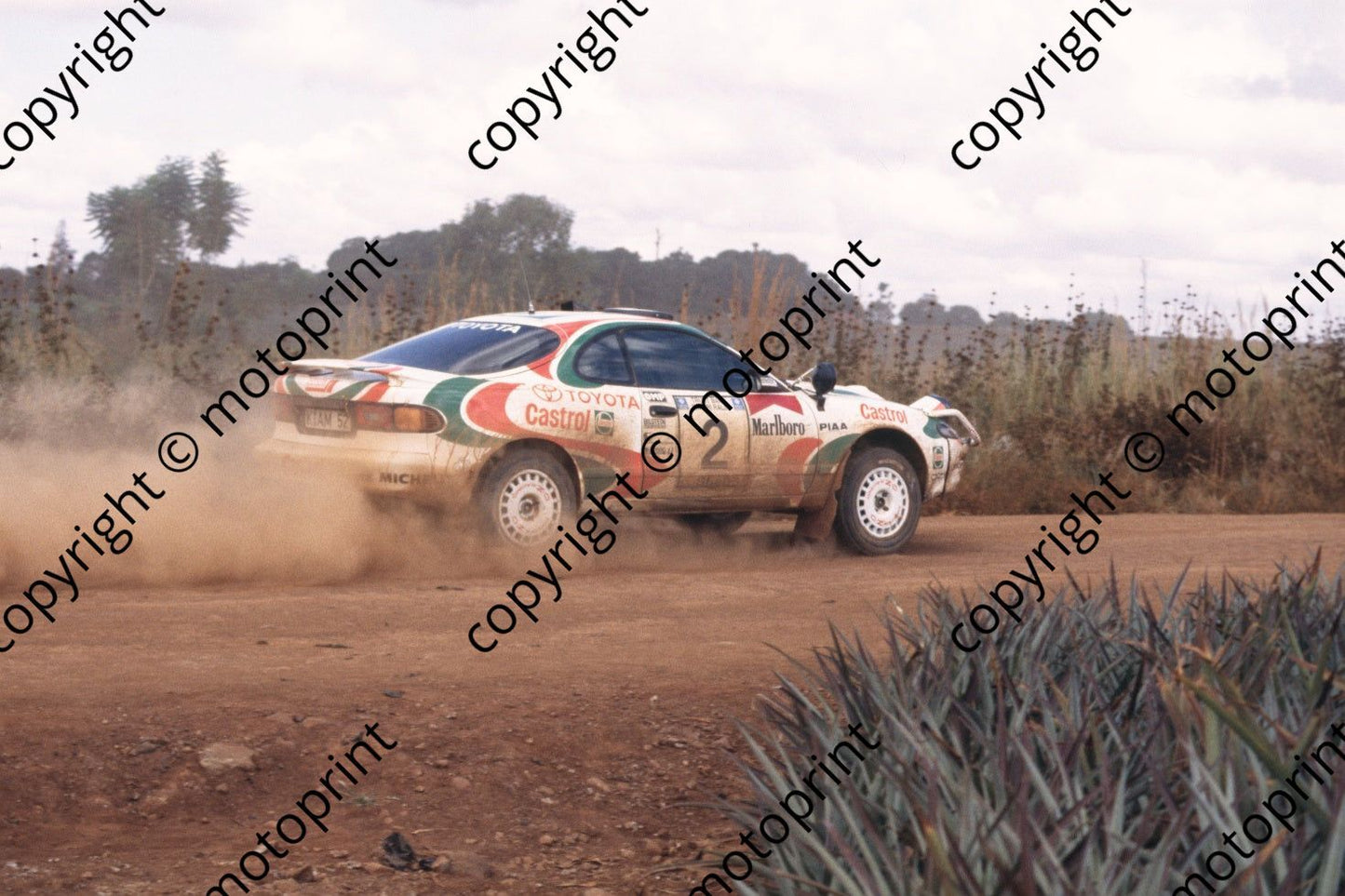1993 Safari 2 Markku Alen, Ilkka Kivimaki Celica turbo 4Wd jump seq (courtesy Roger Swan) (367)