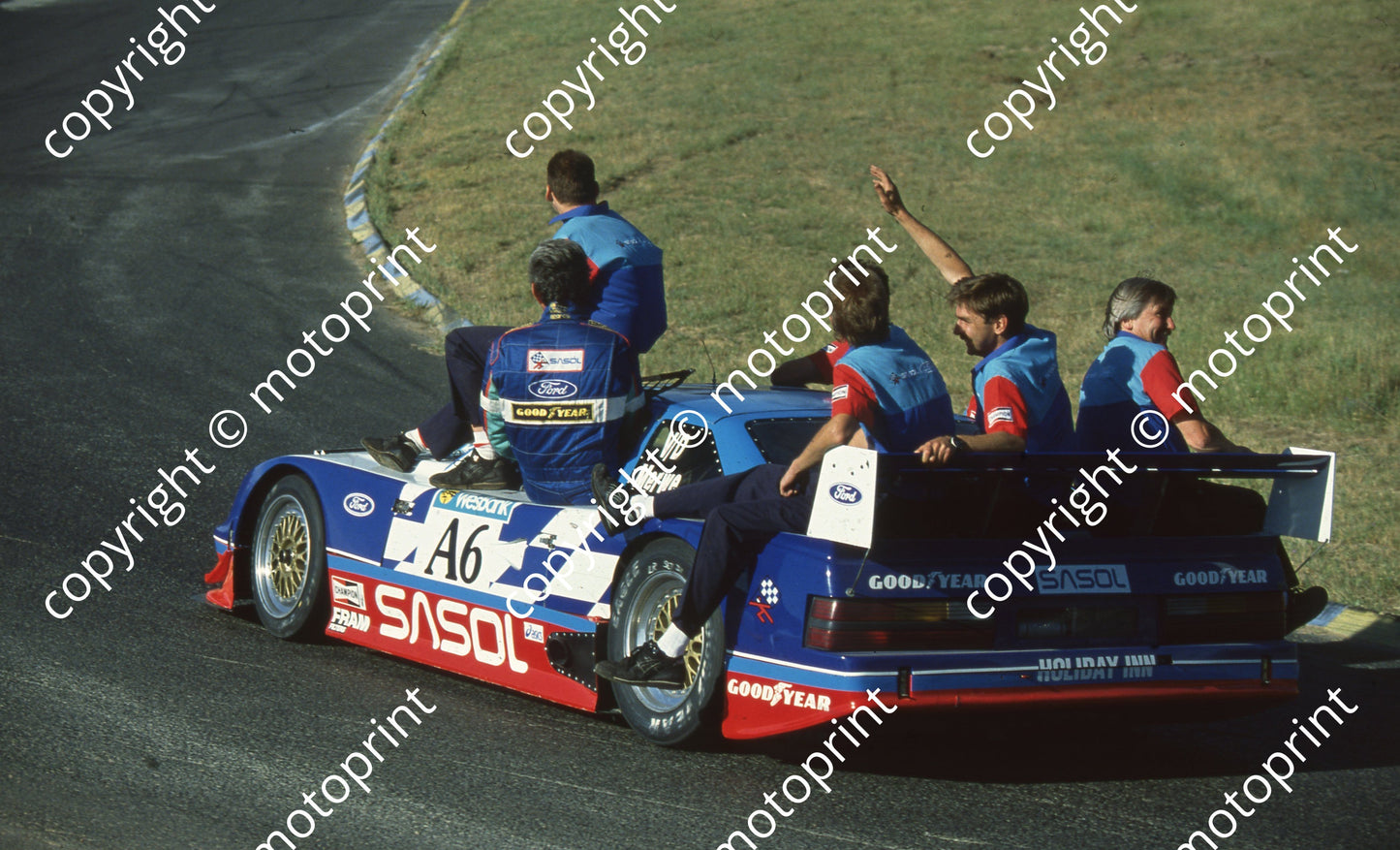 1994 Killarney Wesbank 6 Sarel vd Merwe Mustang and crew FAREWELL (Watling Photo)