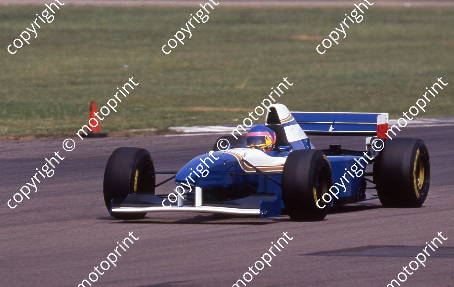 1995 Silverstone test Villeneuve 026