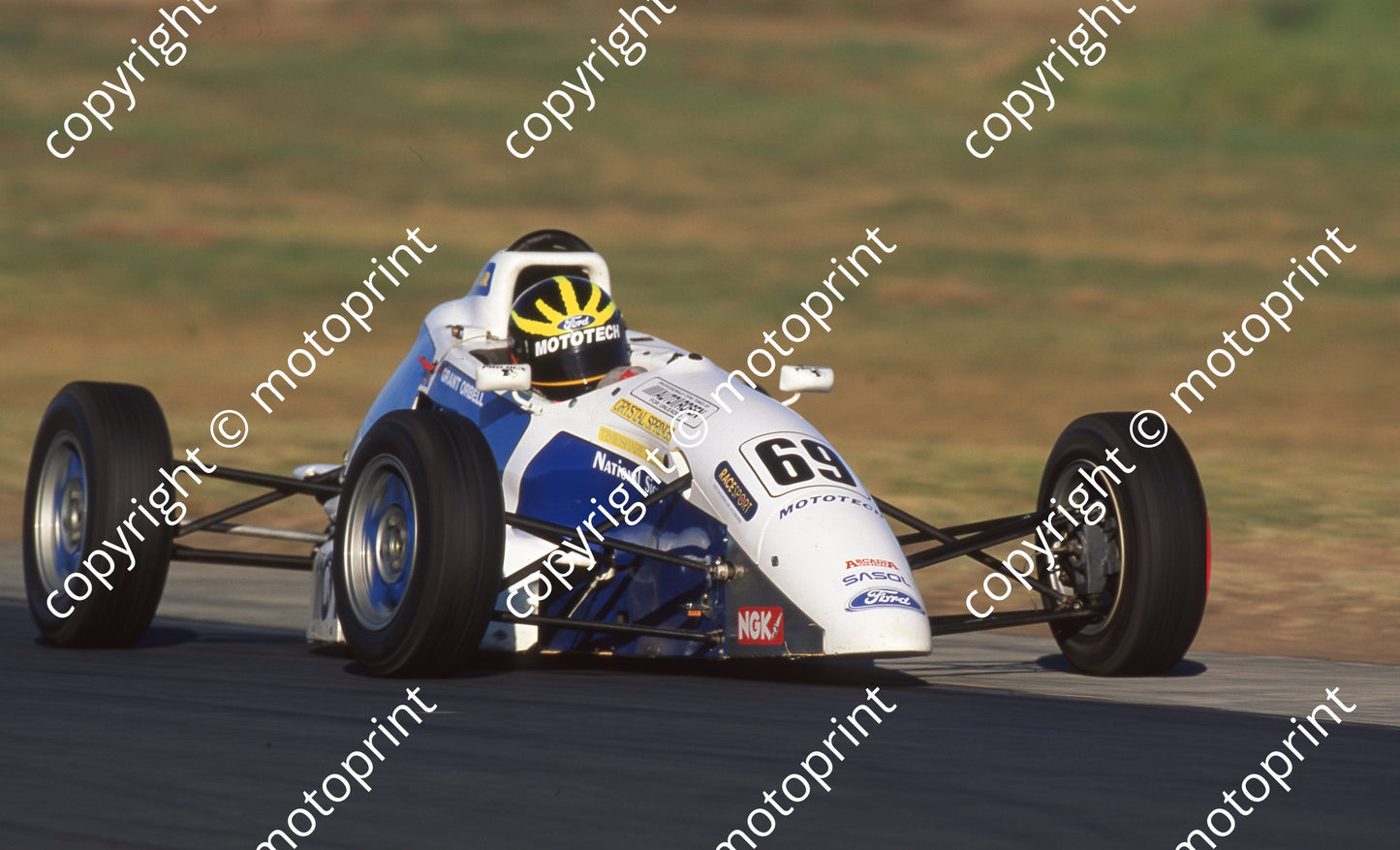 1996 EL FF 69 Grant Orbell Van Diemen RF94 (Watling Photo) (10)