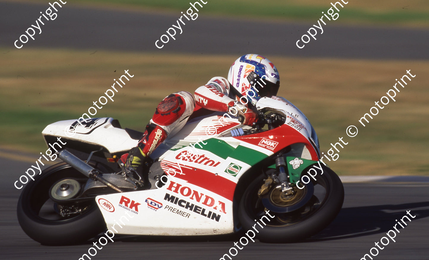 1996 EL MC 14 Klint Munton HOnda RS250 (Watling Photo) (1)