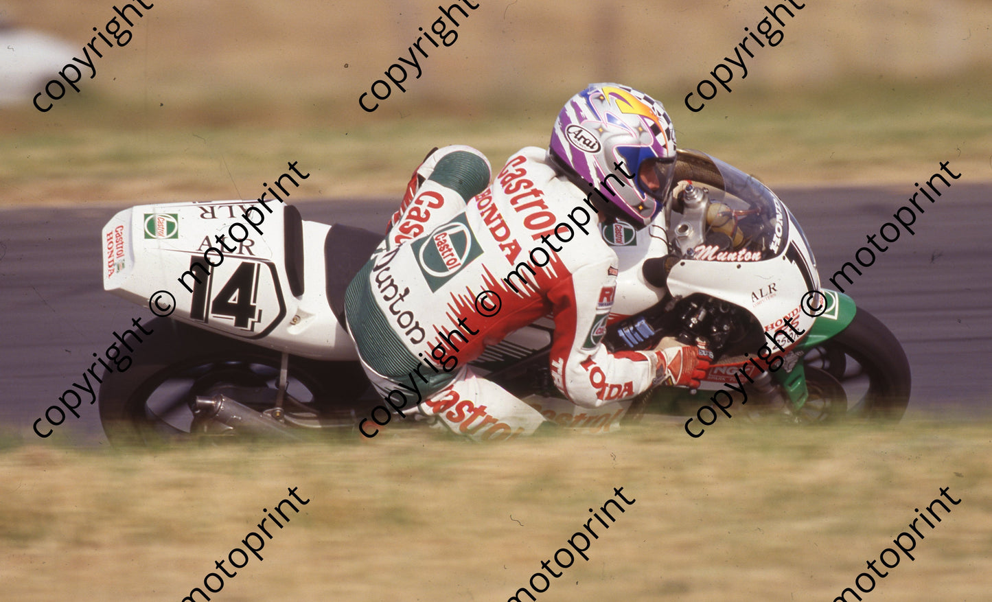 1996 EL MC 14 Klint Munton HOnda RS250 (Watling Photo) (2)