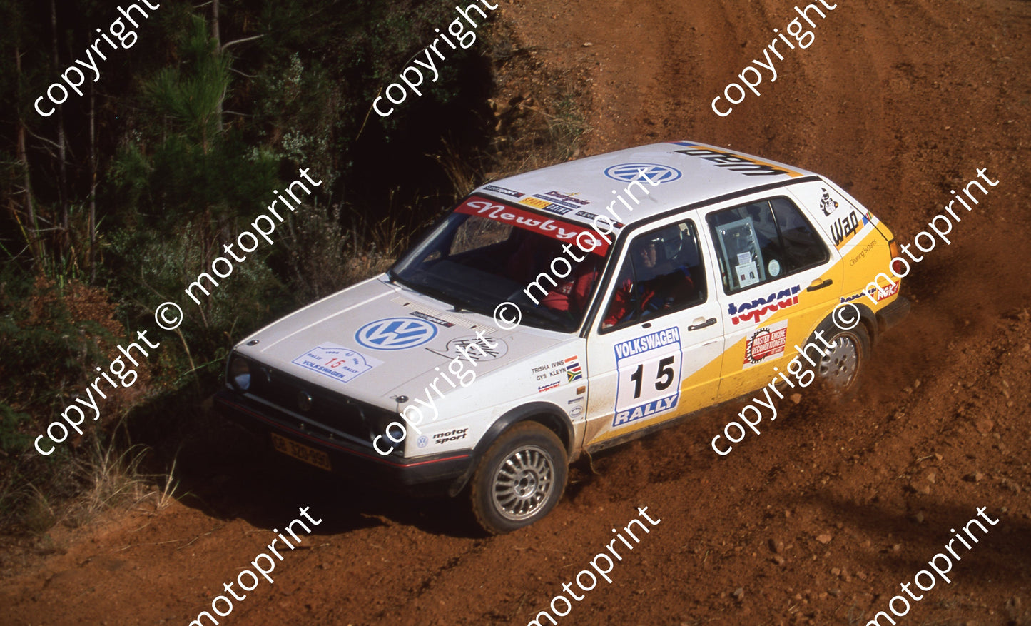 1996 VW Rally 15 NOTE SA FLAGS Gys Klein, Trisha Ivns Golf (Watling Photo) (1)