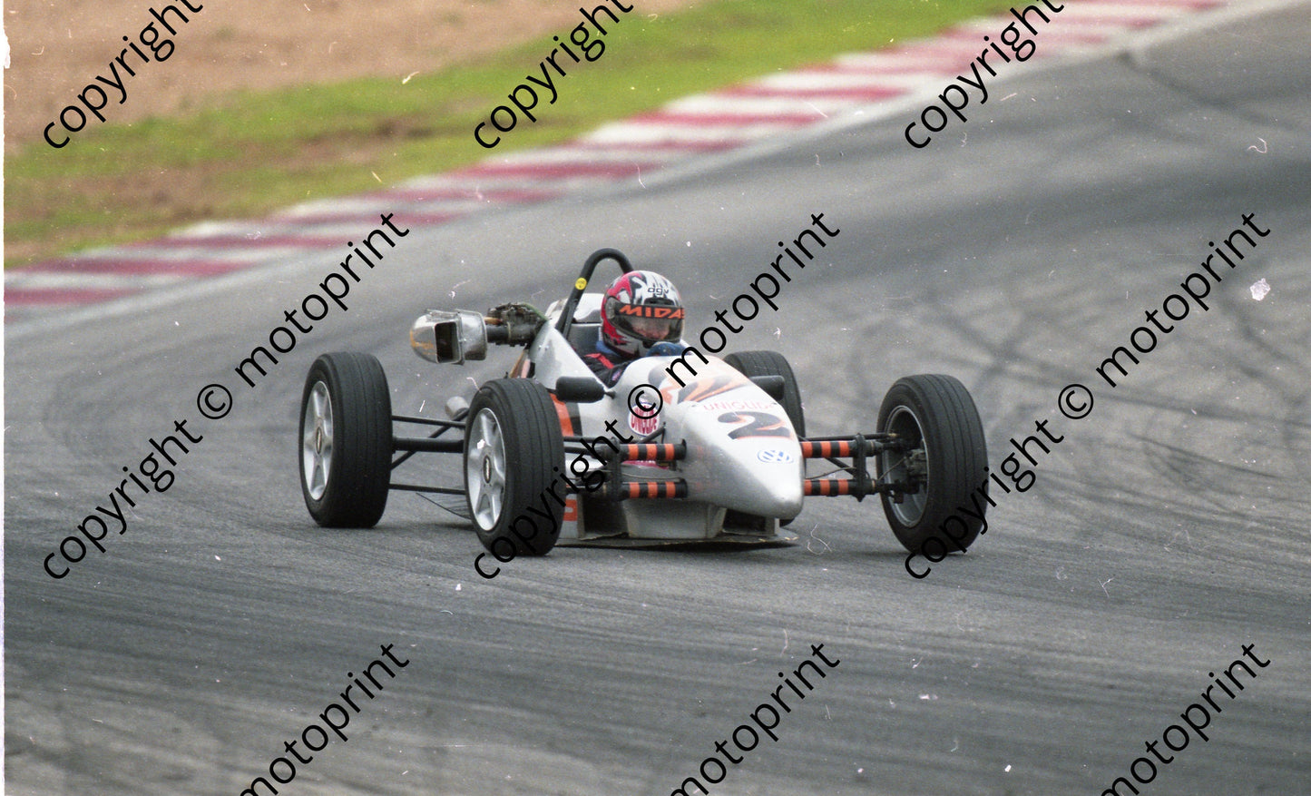 1998 Aldo FV 2 Peter Hills colour neg (Watling Photo) (1)