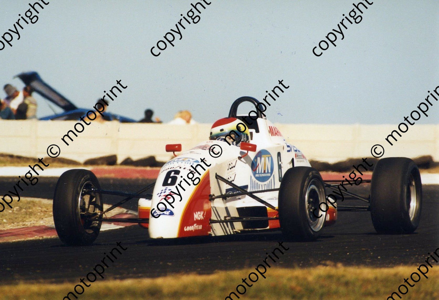 1999 FF Mark du Toit Mygale (1)