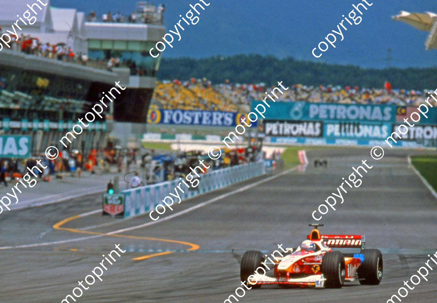 1999 Malaysian GP Alex Zanardi 10th Williams FW21 redone (1)