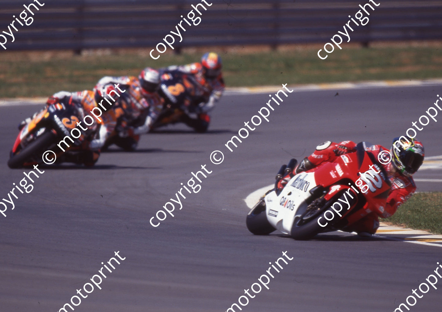 1999 Phakisa SA GP 500 0 2 Max Biaggi Yamaha 3 Criville, 15 Gibernau 8 Okada Honda Repsol team (Watling Photo)2