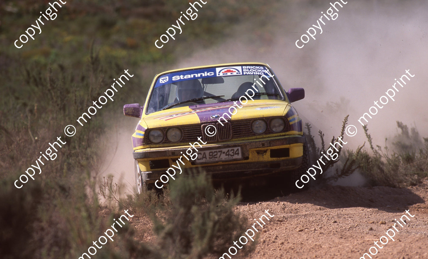 1999 Rally of SA 419 W Koekemoer, J Bright BMW (Watling Photo) (5)