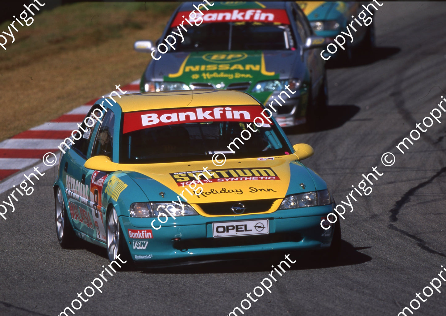 2000 Kya Bankfin 8 Shaun Watson-Smith Vectra (Watling Photo) (4)
