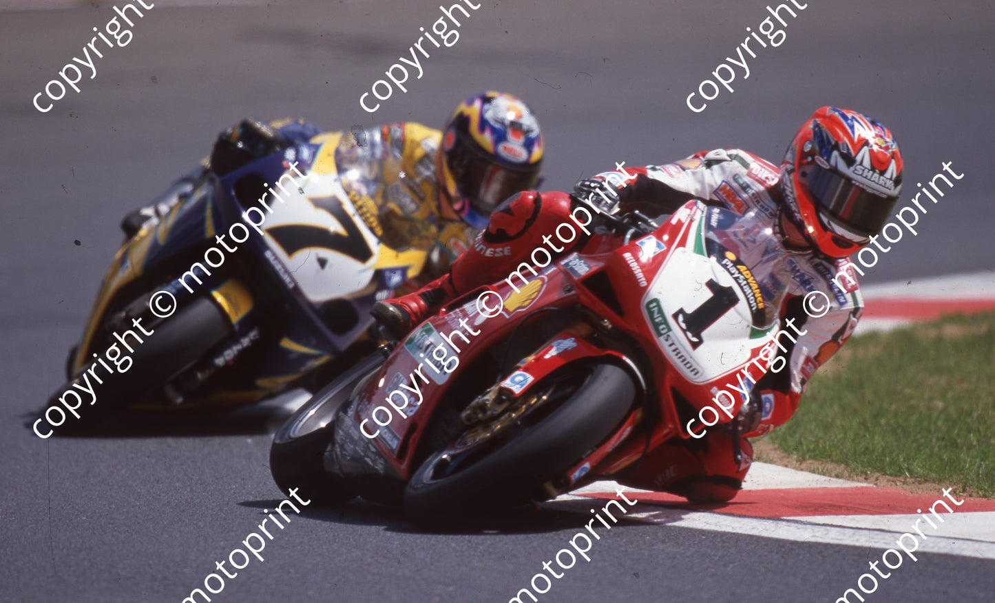 2000 Kya SBK 1 Carl Fogarty Ducati 7 Franki Chili Suzuki (Watling Photo) (6)