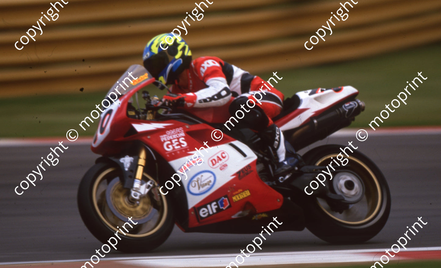 2000 Kya SBK 20 Marco Borciani Ducati (Watling Photo) (1)