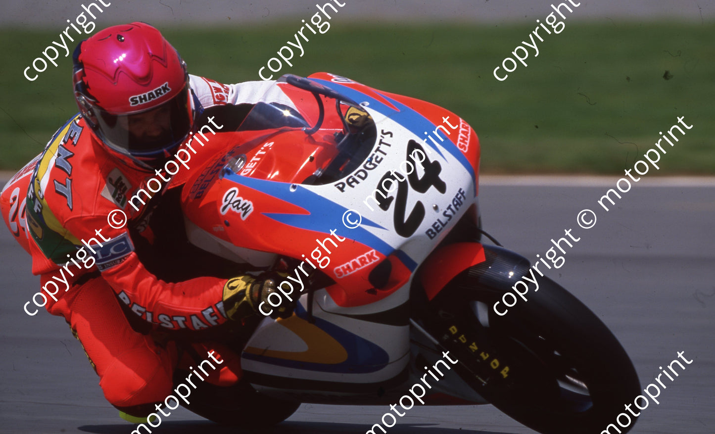 2000 Phakisa SA GP 250 24 Jason Vincent Aprilia (Colin Watling Photographic) (5)