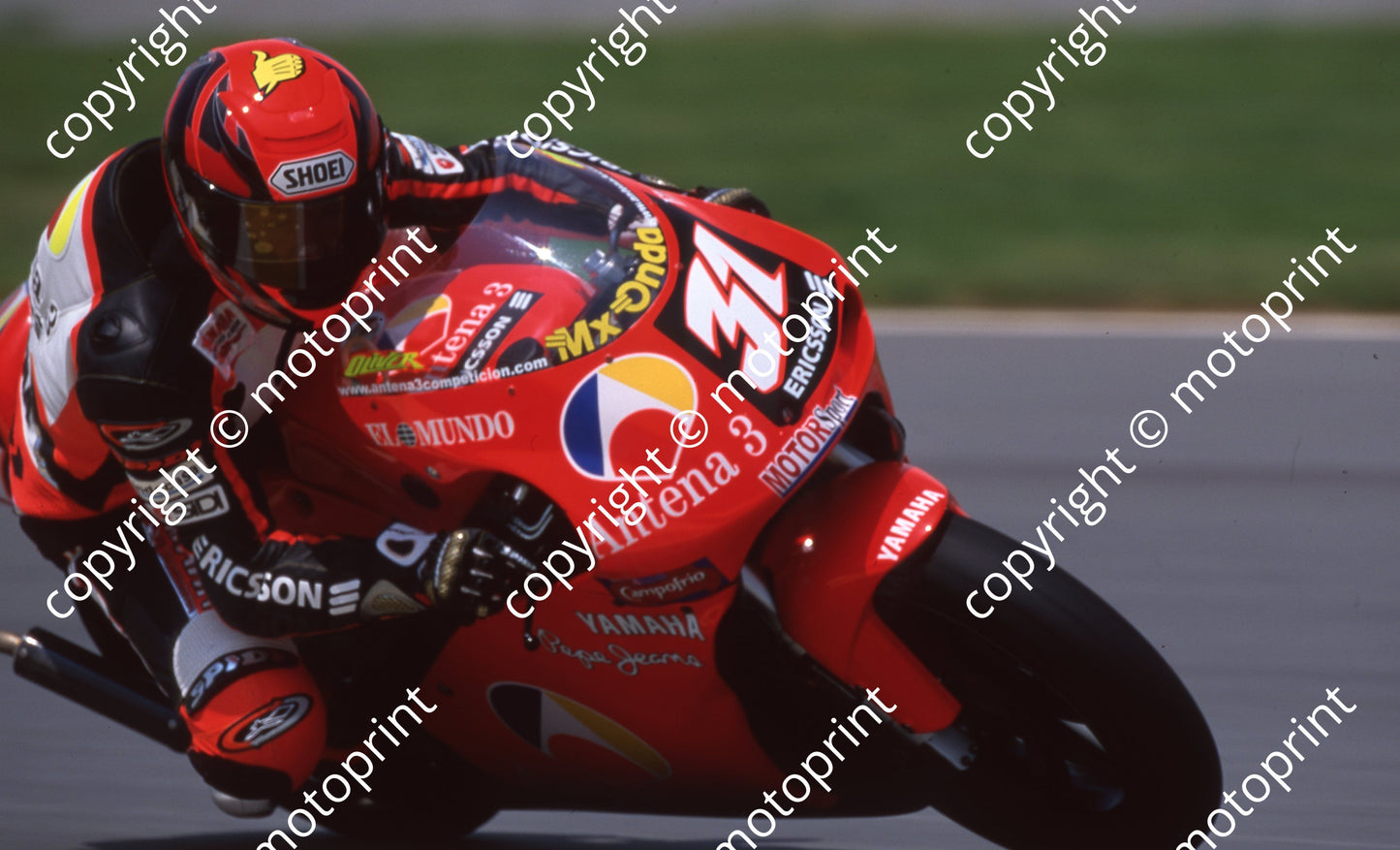 2000 Phakisa SA GP 250 31 Lucas Oliver Yamaha(Colin Watling Photographic) (1)