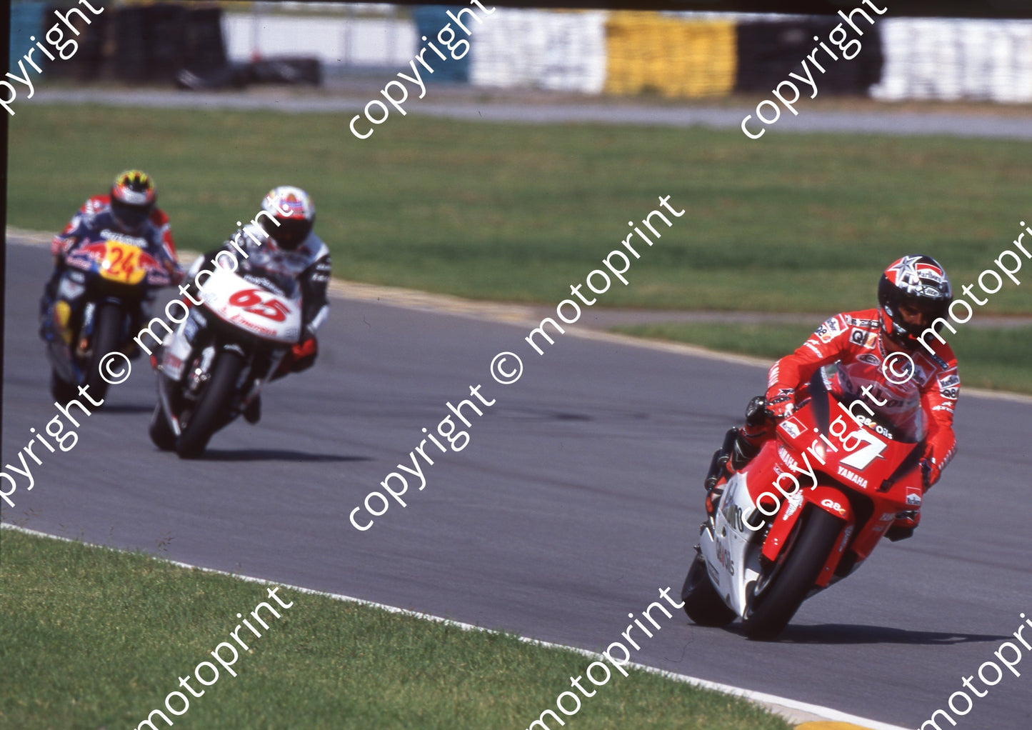 2000 Phakisa SA GP 500 7 Carlos Checa Yamaha 65 Loris Capirossi Honda 24 Gary McCoy Yamaha (Colin Watling Photographic) (6)