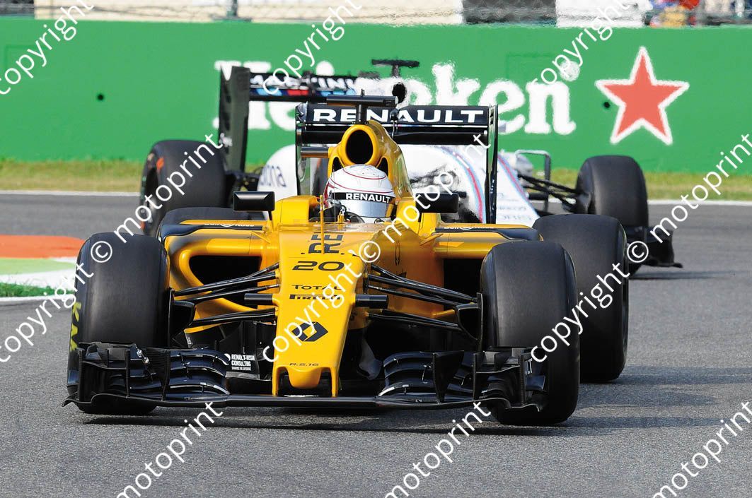2016 20 Kevin Magnussen Renault RS16 Italian GP (courtesy Paolo D'Alessio) (40)