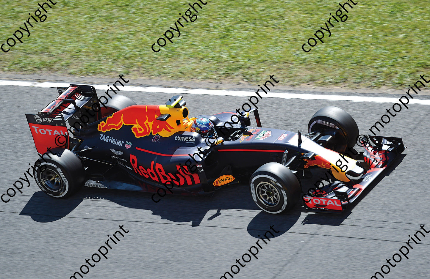 2016 33 Max Verstappen Red Bull RB12 (courtesy Paolo D'Alessio) (39)