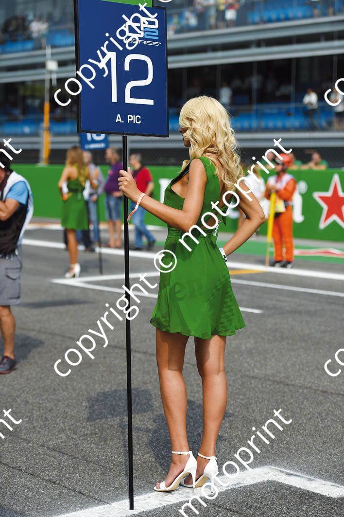 2016 Grid girls F2 Monza (courtesy Paolo D'Alessio) (70)