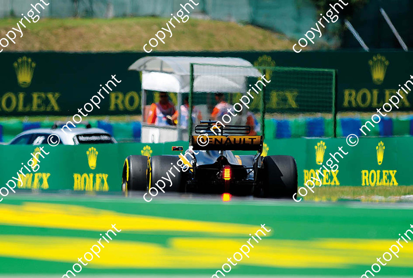 2017 GP Hungary 27 Nico Hulkenberg 30 Jolyon Palmer Renault RS17 (Courtesy Paolo D'Alessio) 1 (24)