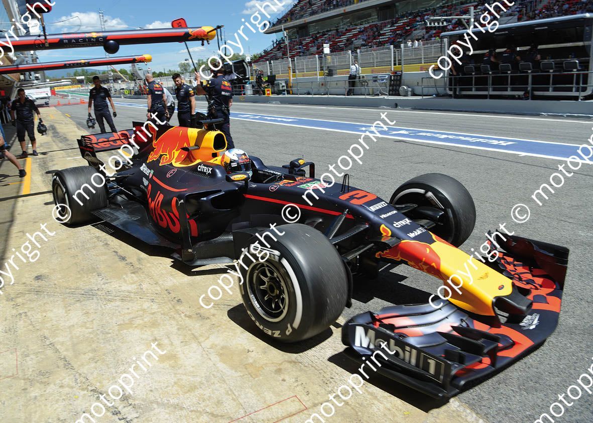 2017 Spanish GP 3 Daniel Ricciardo Red Bull (courtesy Paolo D'Alessio) (23)