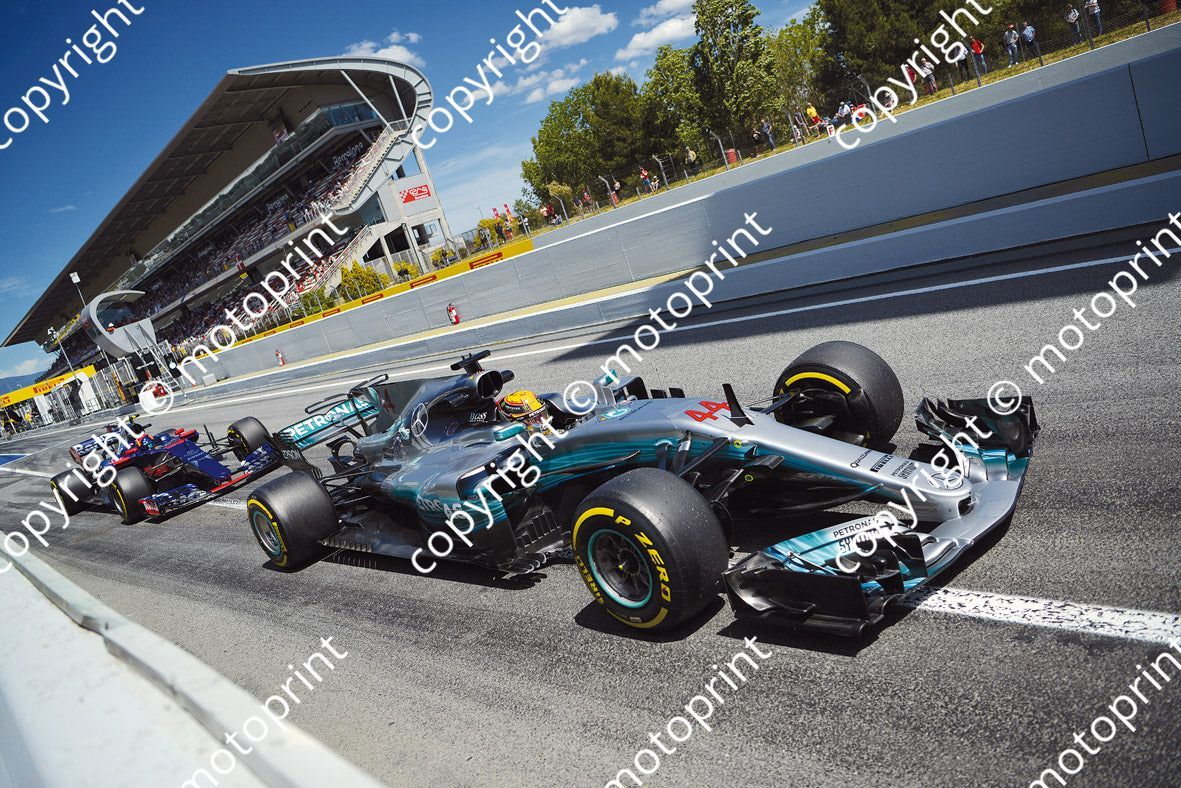 2017 Spanish GP 44 Lewis Hamilton Mercedes (courtesy Paolo D'Alessio) (14)