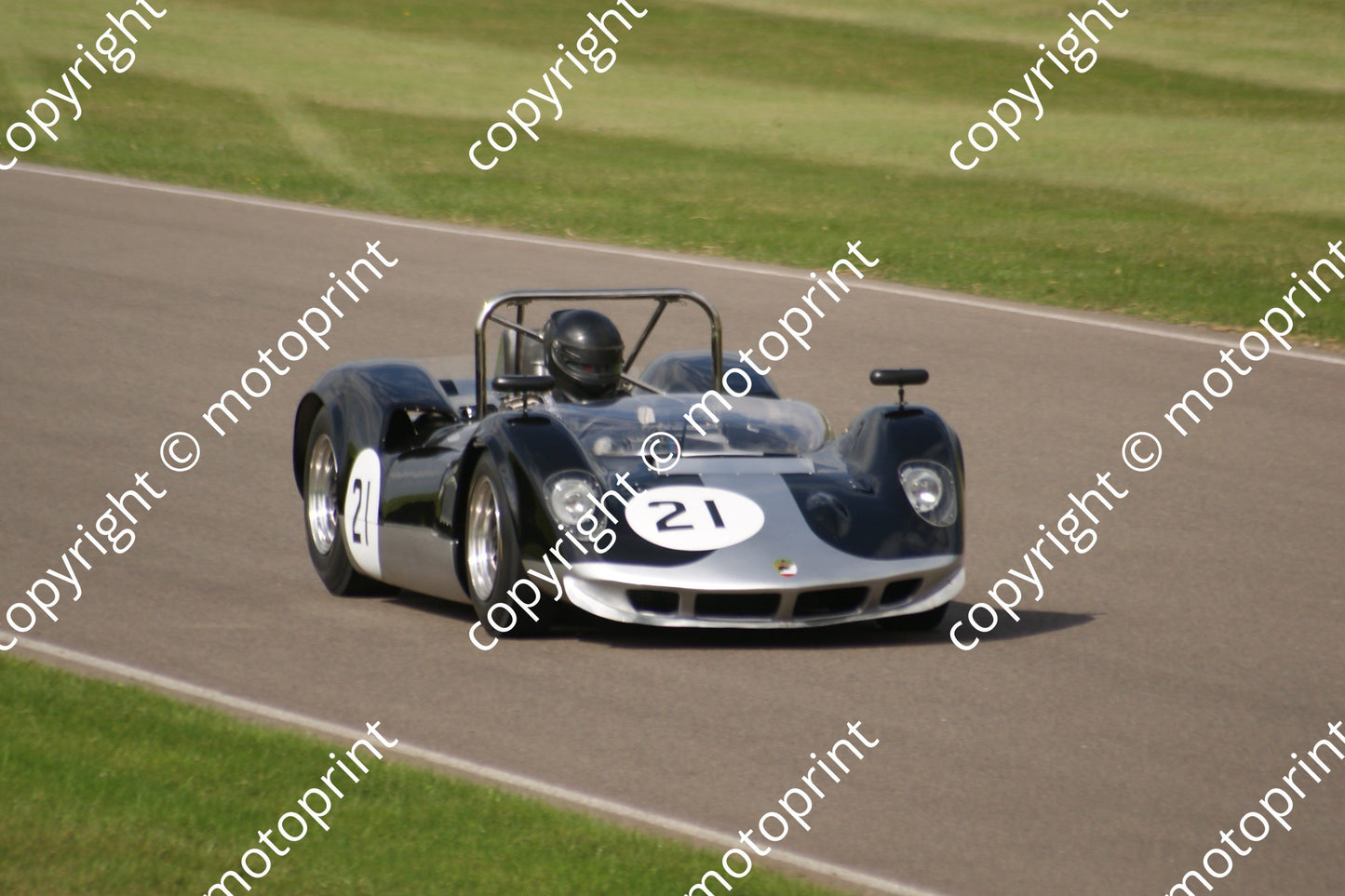 21 John Bladon McLaren Chev M1A practice (7)