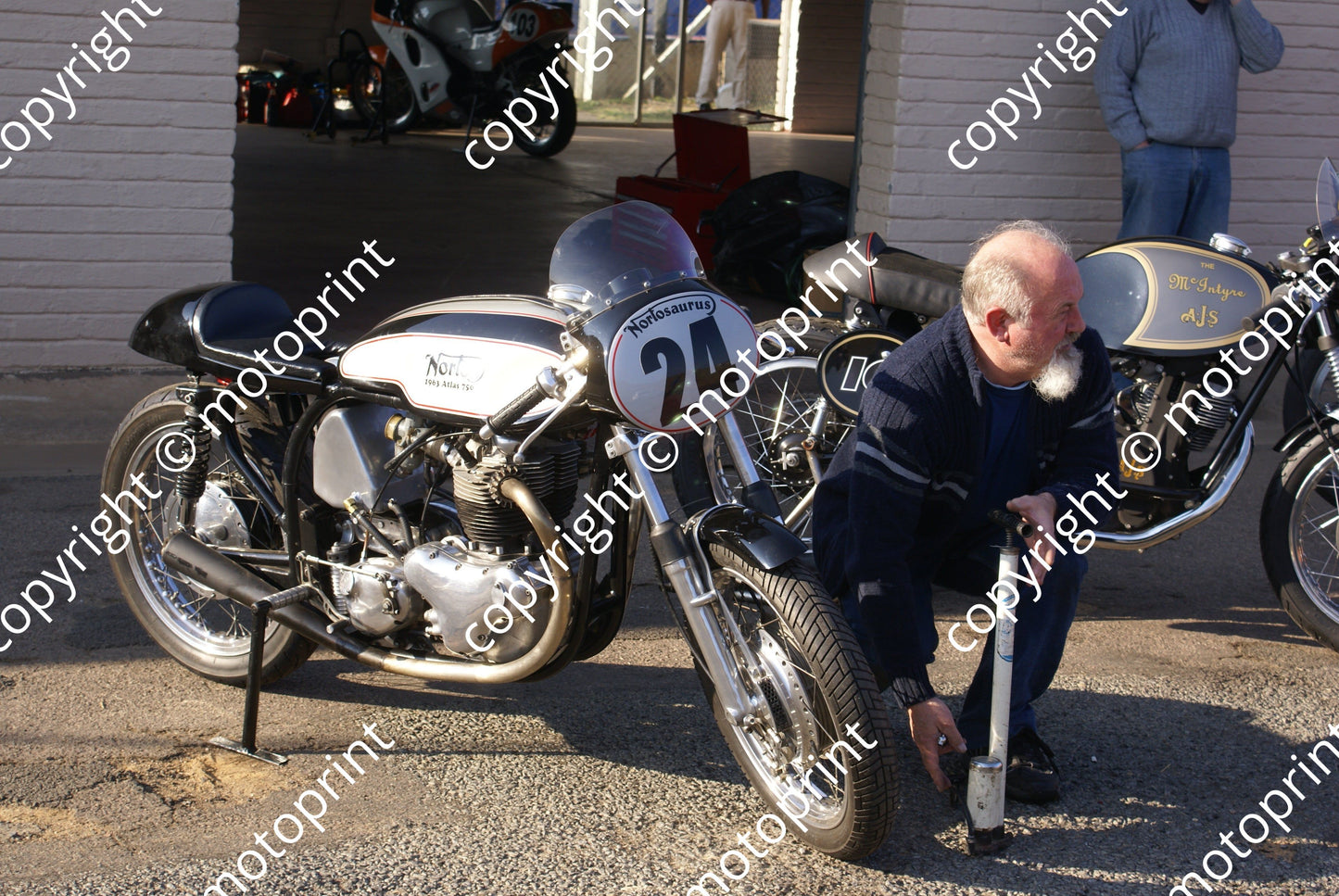 24 Wakeling DSC01221