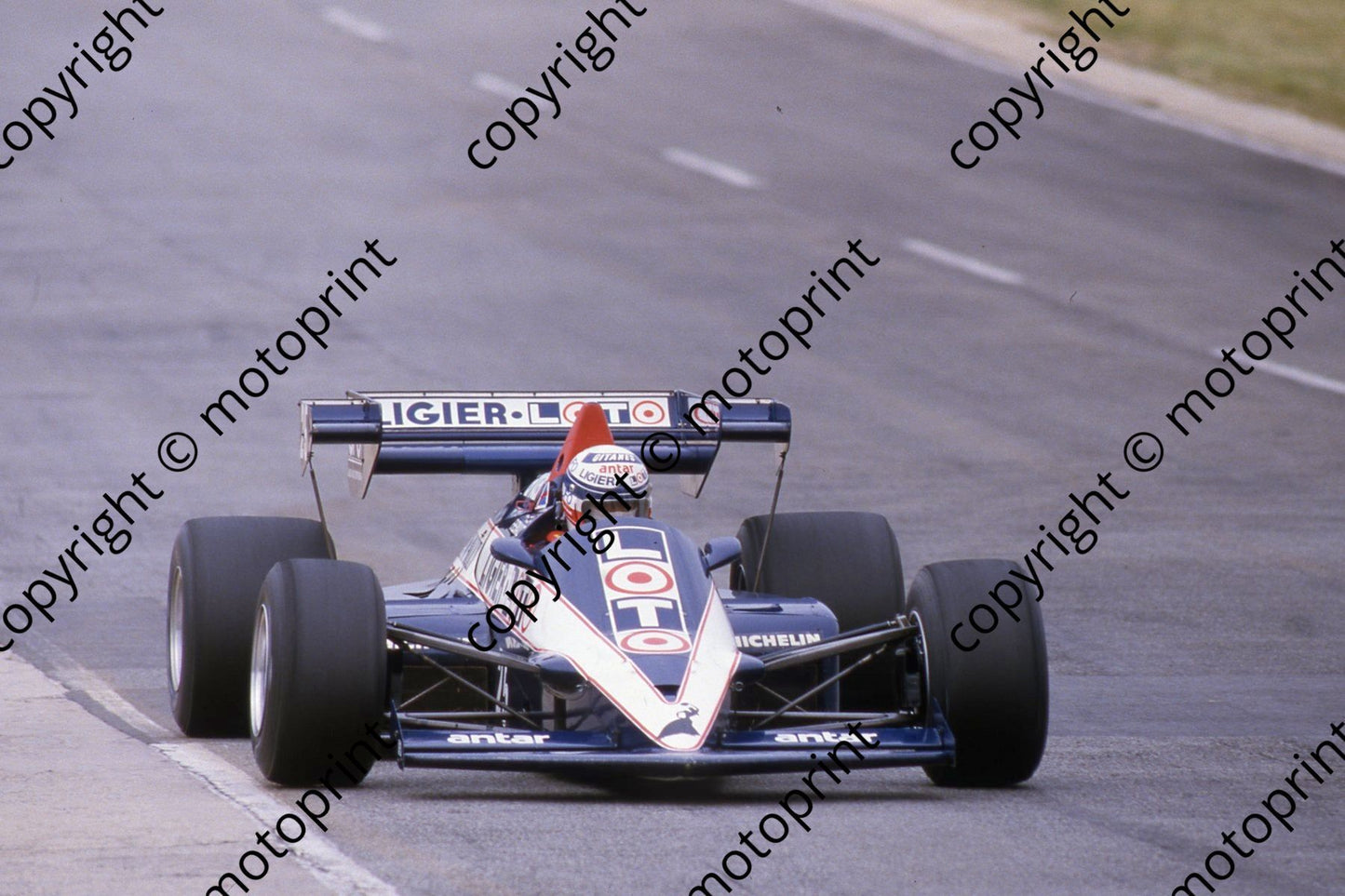 25 Francois Hesnault Ligier JS23 (courtesy Roger Swan) (3)