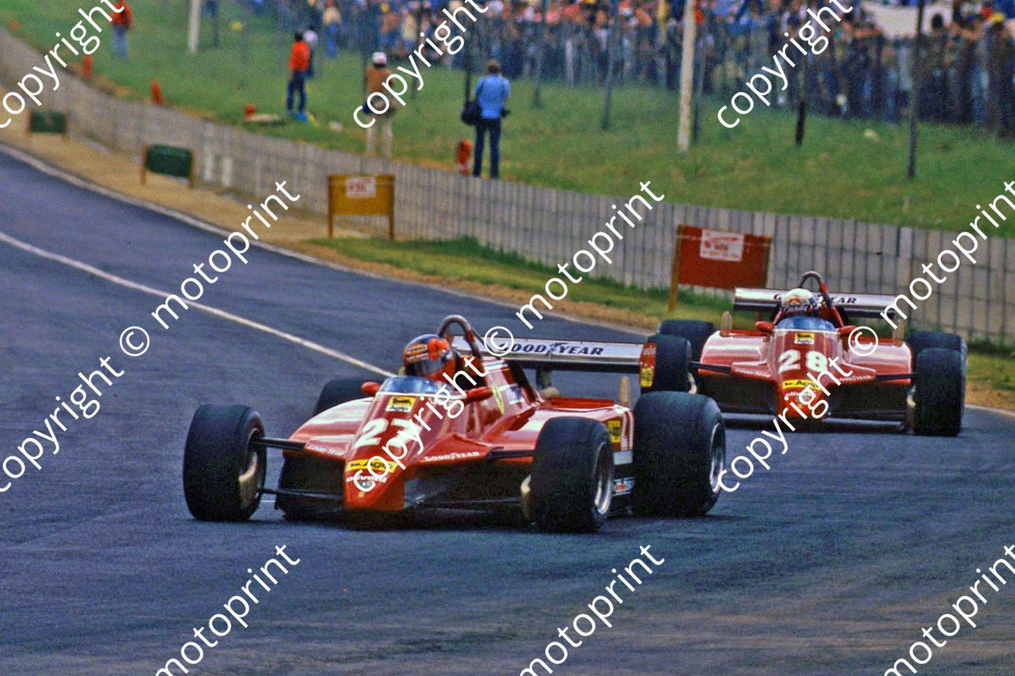 35434 1982 SA GP 27 Gilles Villeneuve Ferrari 126C2 28 Didier Pironi Ferrari 126C2 (thanks Roger Swan) (2)
