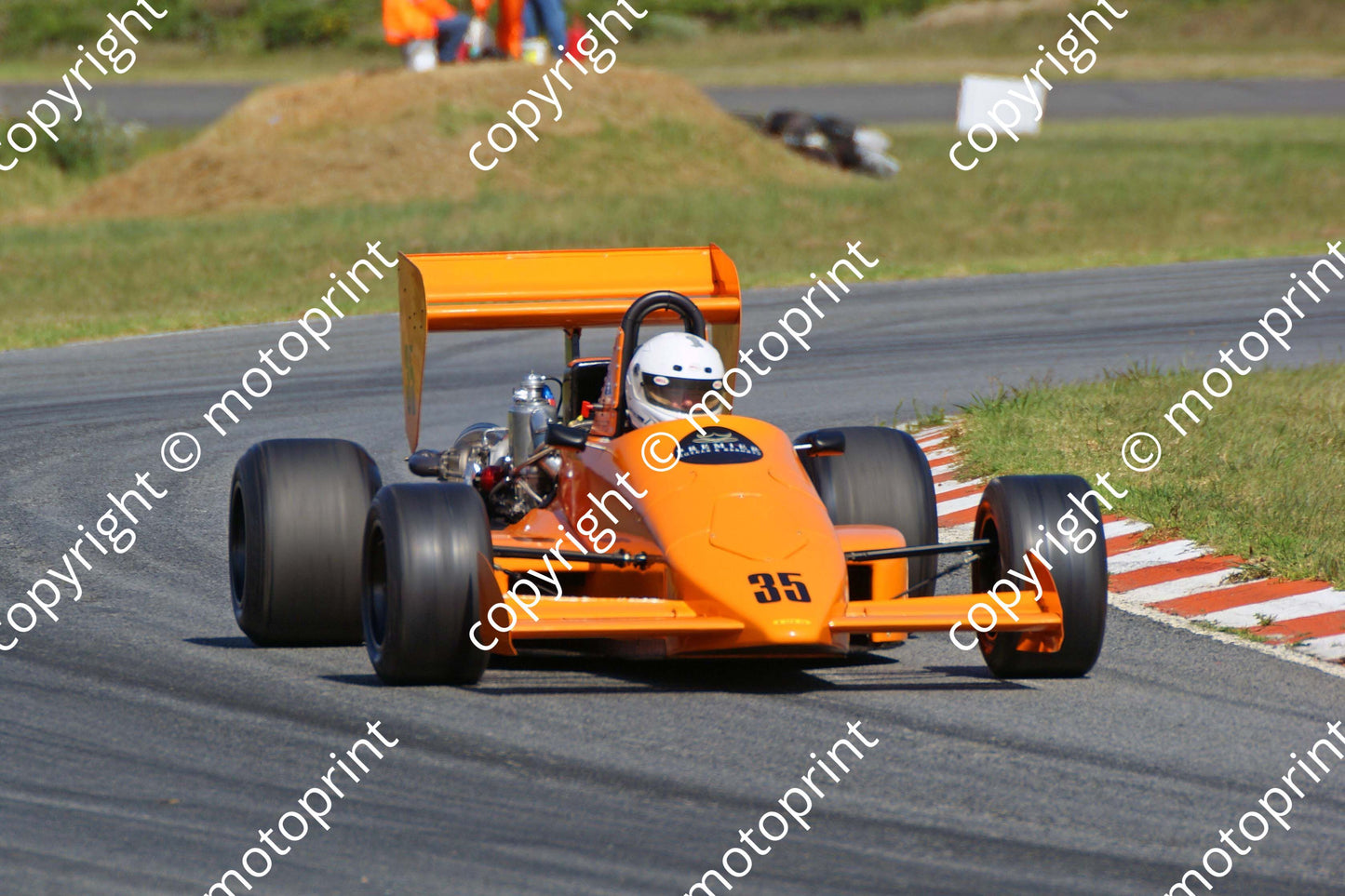 35 Tony Martin Lola T86-50 F5000 now Mazda turbo ed (4)