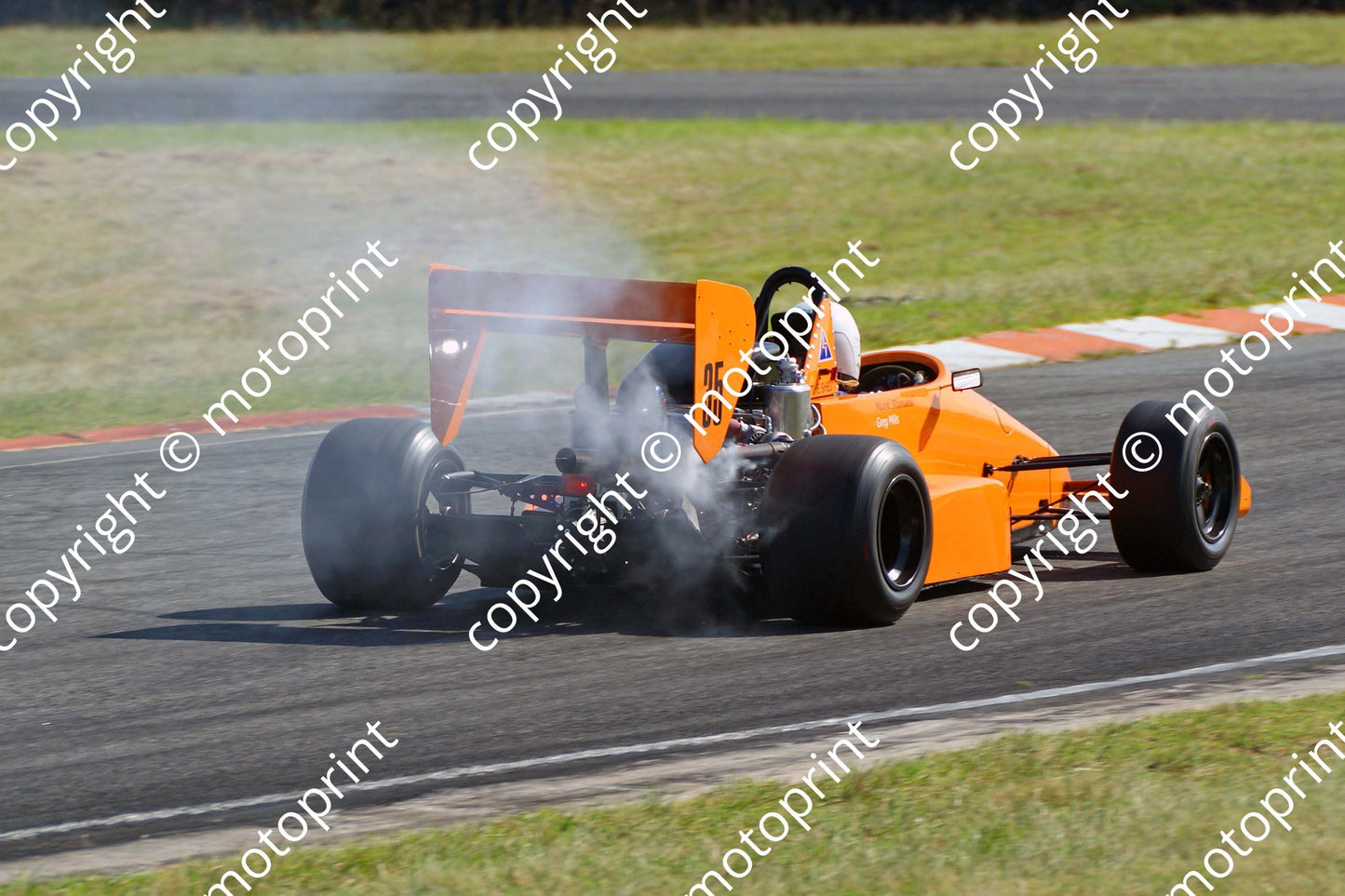 35 Tony Martin Lola T86-50 F5000 now Mazda turbo ed (6)