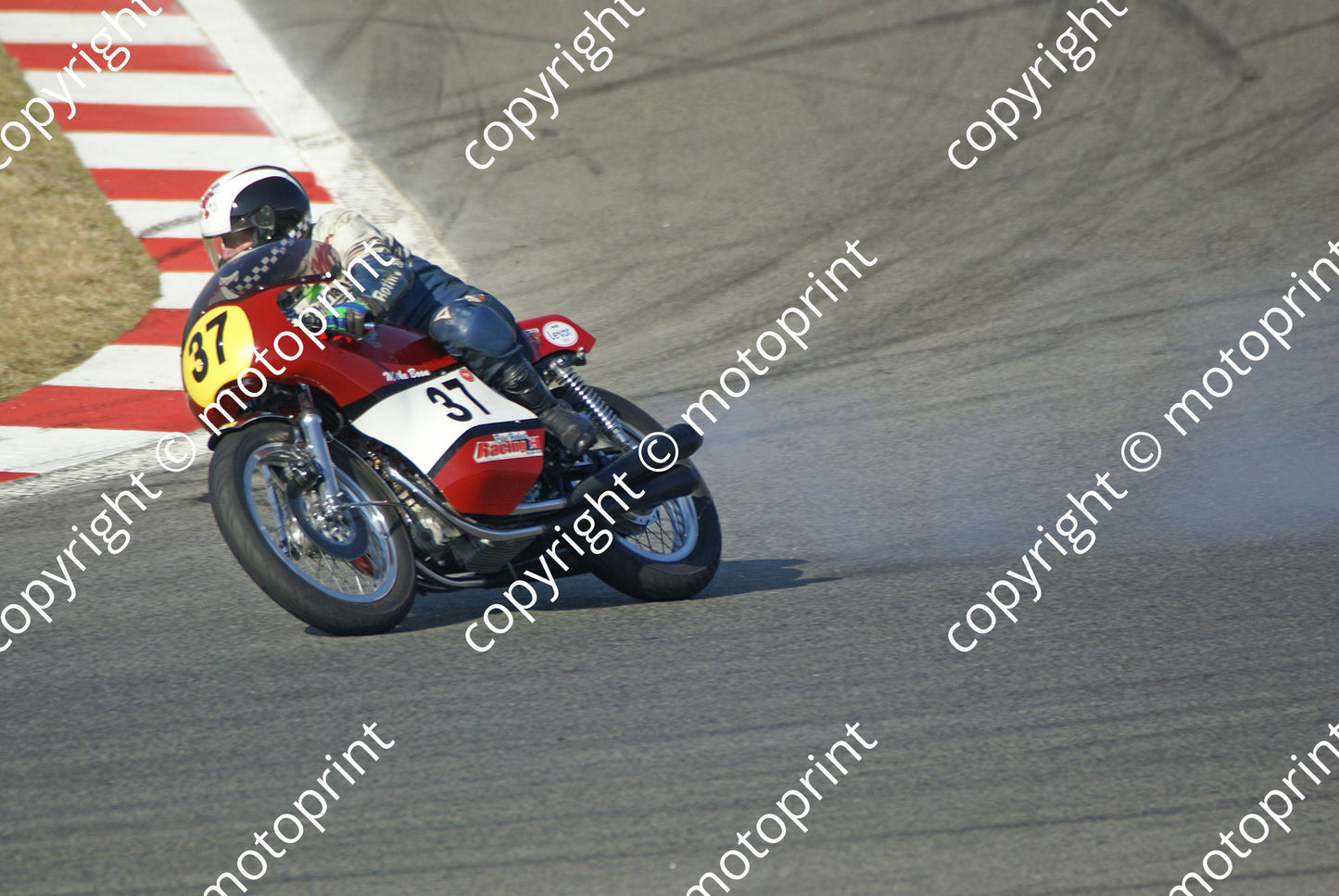 37 Boon smoke DSC00454