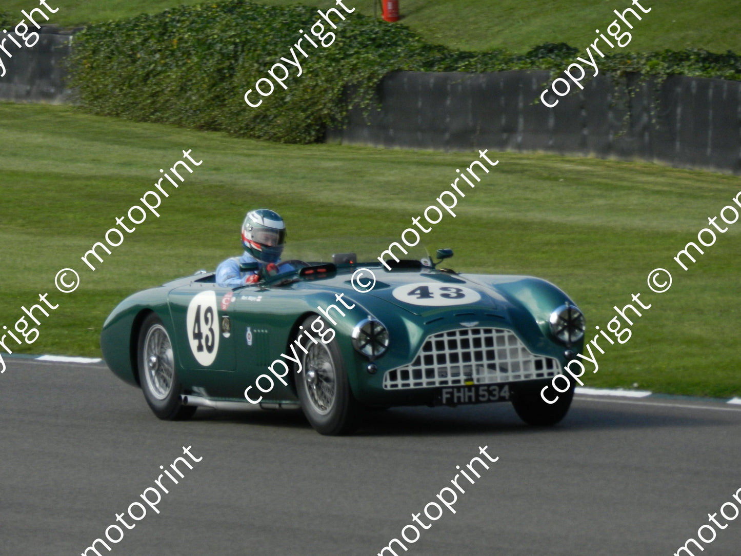 43 Mark Midgley Aston DB3 practice (22)