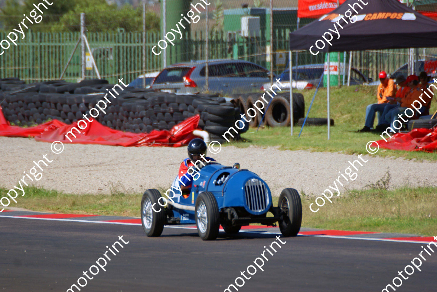 44 Roger Lewis MG Hedgehog (1)