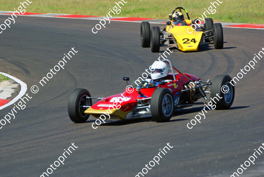 69 Stuart Thompson Lotus 69; 24 Ben van der Westhuizen Royale RP21  (3)