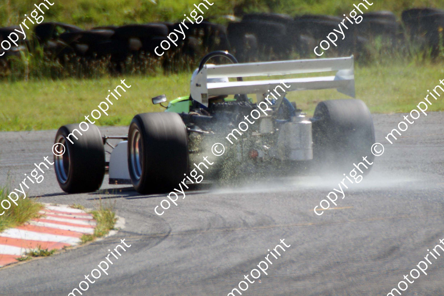 77 Tony Martin Pilbeam Ford MP52 FF2000 (18) ed