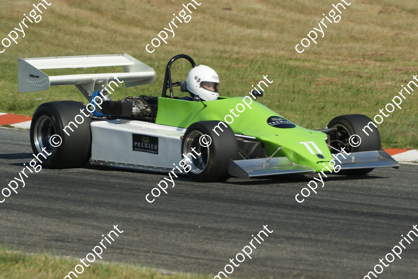 77 Tony Martin Pilbeam Ford MP52 FF2000 (4)